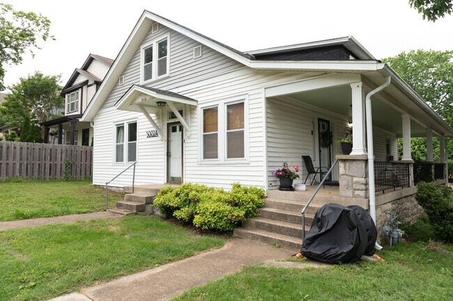 Foto del edificio - 5002 Dakota Ave