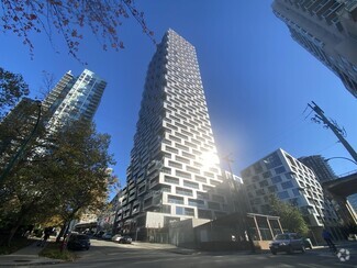 Building Photo - 1480-1480 Howe St