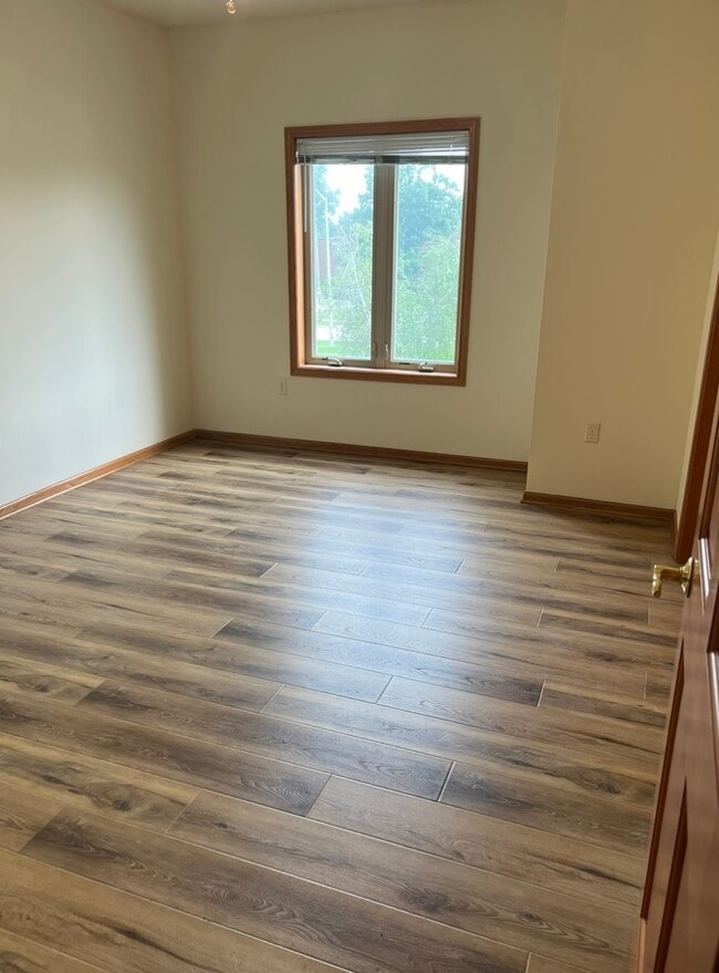 Building Photo - 1400 Gabriel Dr