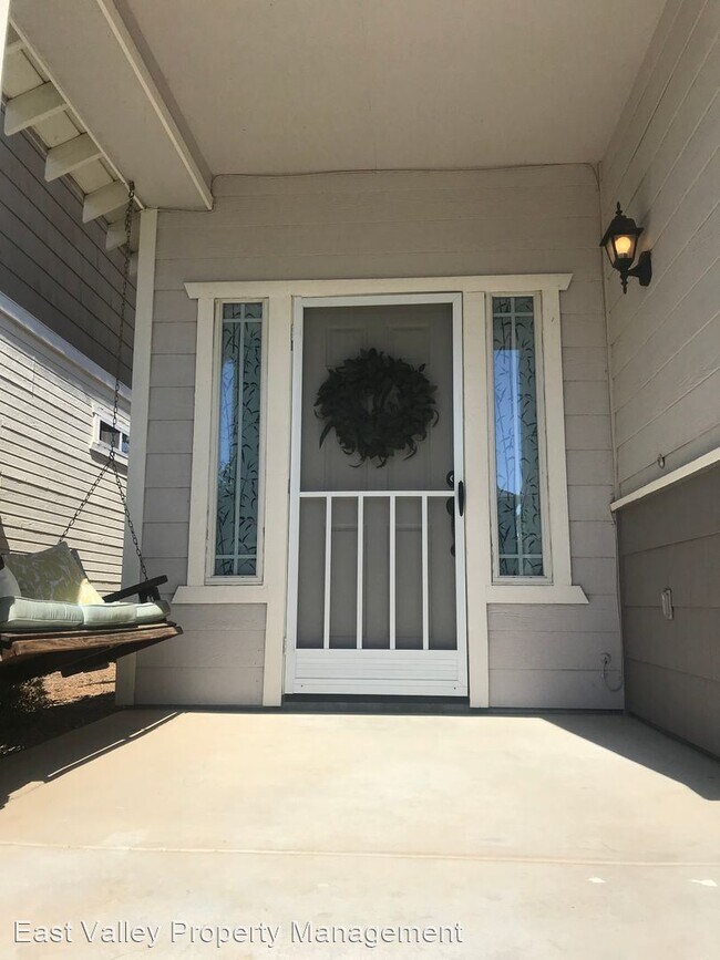 Building Photo - 96 Orangewood Ct
