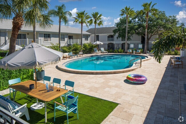 Building Photo - Royal Breeze Apartments