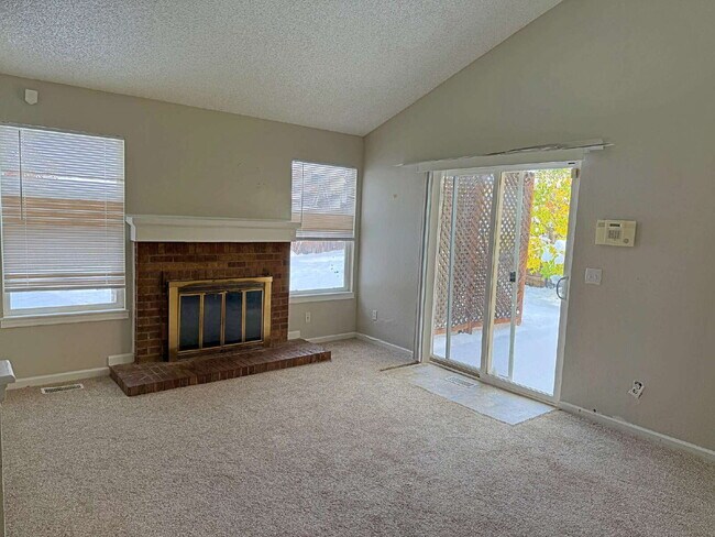 Photo - Wonderful 4 Bedroom Ranch in Lexington East and Minutes to Buckley SFB Apartment