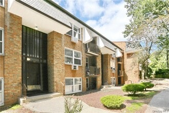 Building Photo - 152 Kearsing Pkwy