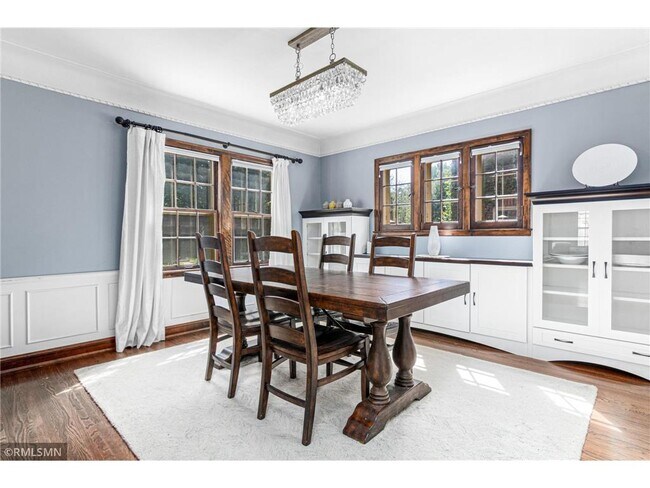 Foto del edificio - 1753 Hillcrest Ave