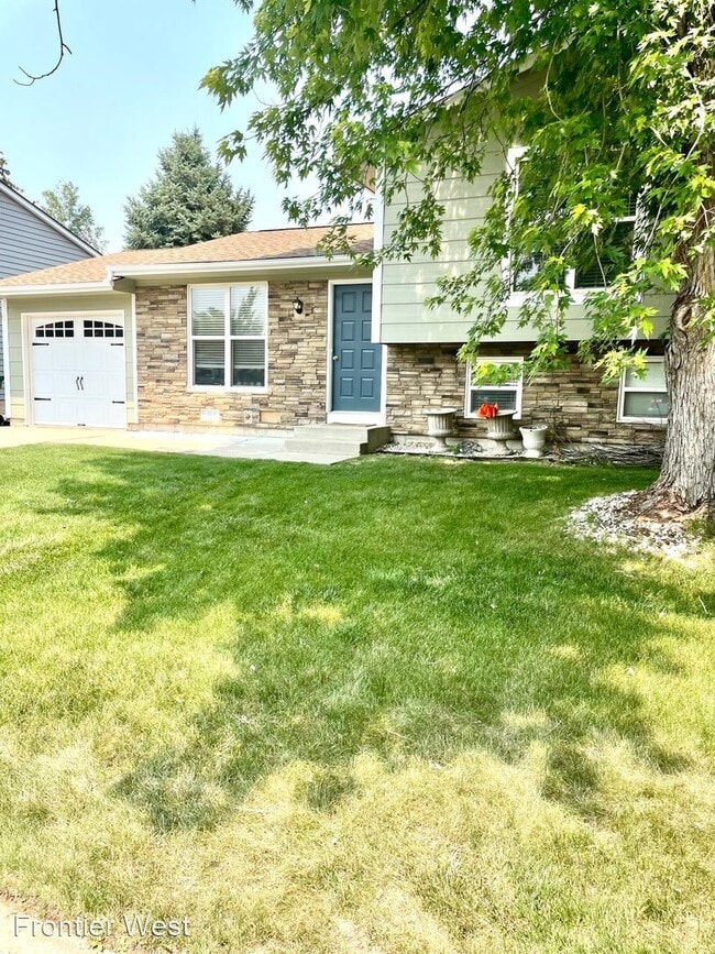 Building Photo - 3 br, 1.5 bath House - 8099 W 93rd Way