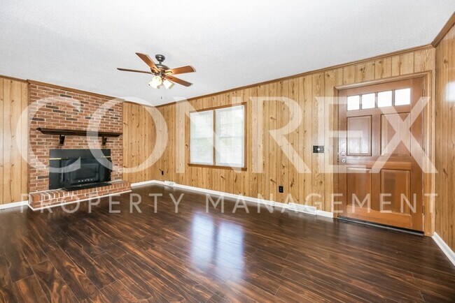 Foto del edificio - Located in the heart of Easley!