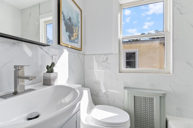 Foto del edificio - 521 Homewood Ave