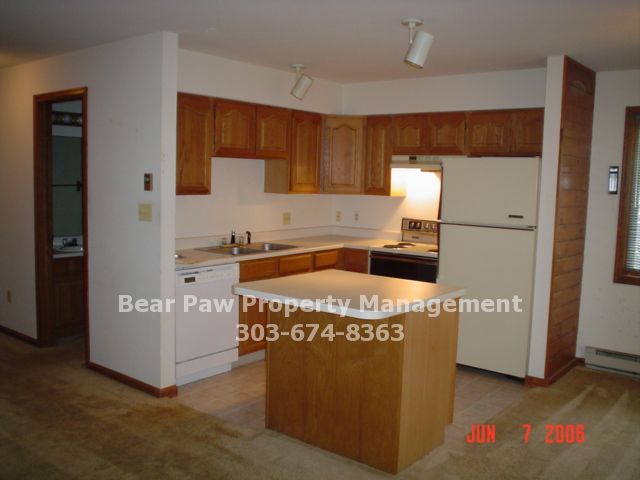 Foto del edificio - 30677 Sun Creek Dr