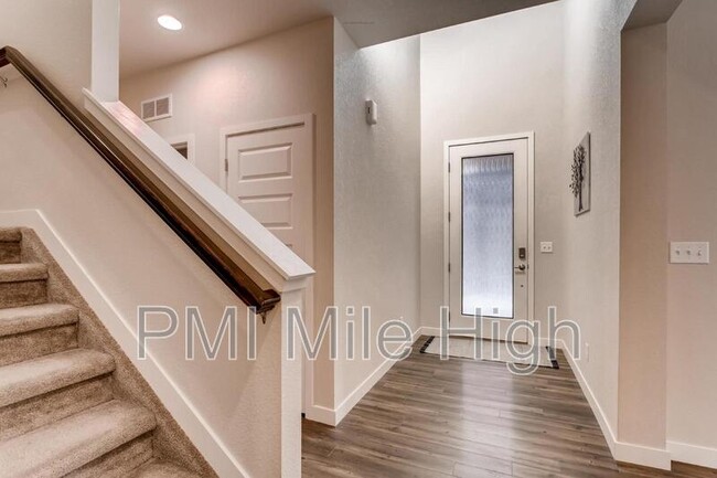 Building Photo - 2029 W 67th Pl