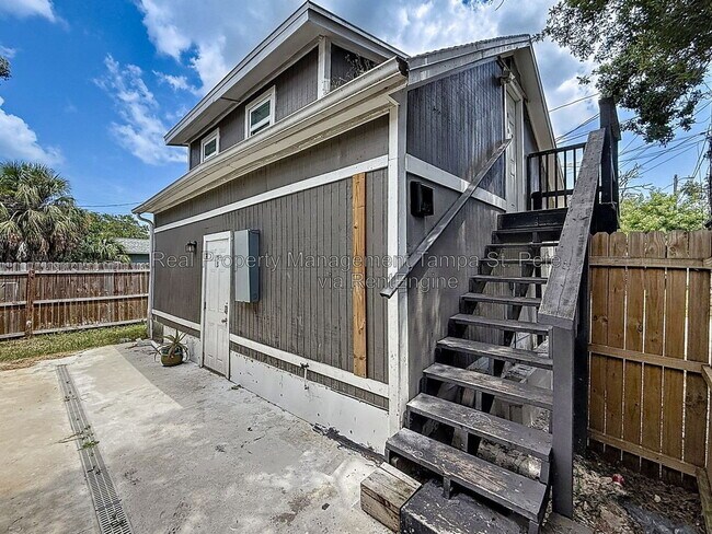 Foto del edificio - 618 17th Ave S