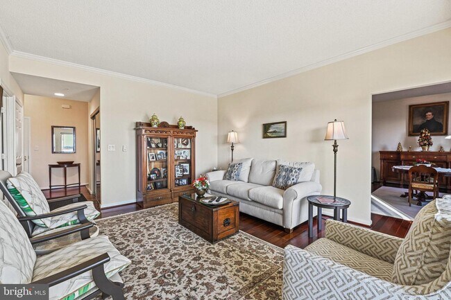 Foto del edificio - 19375 Cypress Ridge Terrace