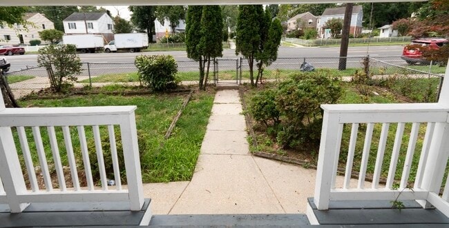 Building Photo - 1012 East-West Hwy