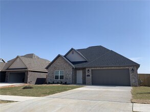 Building Photo - 5913 SW Gentle Winds Rd