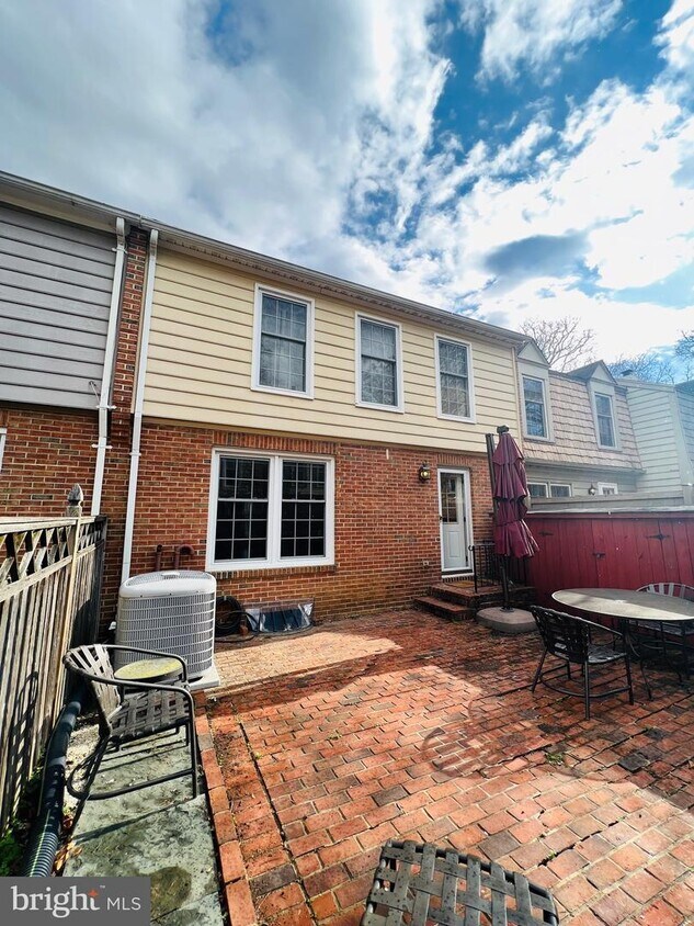 1749 Dana St, Crofton, MD 21114 Townhome Rentals in Crofton MD