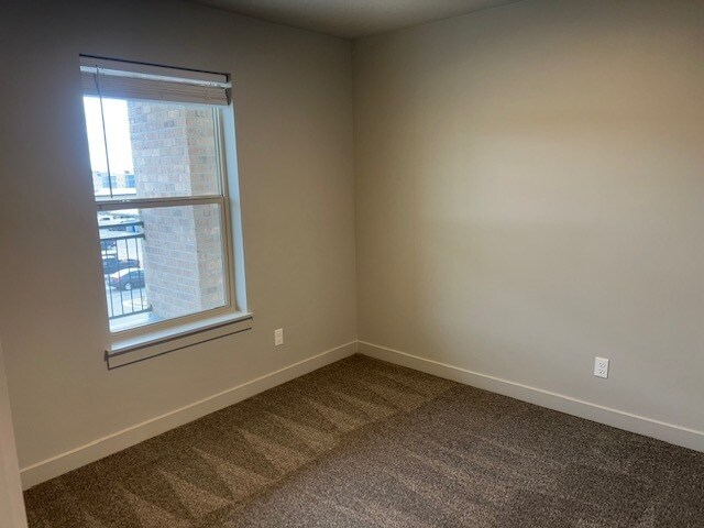 Building Photo - 1140 W 950 N