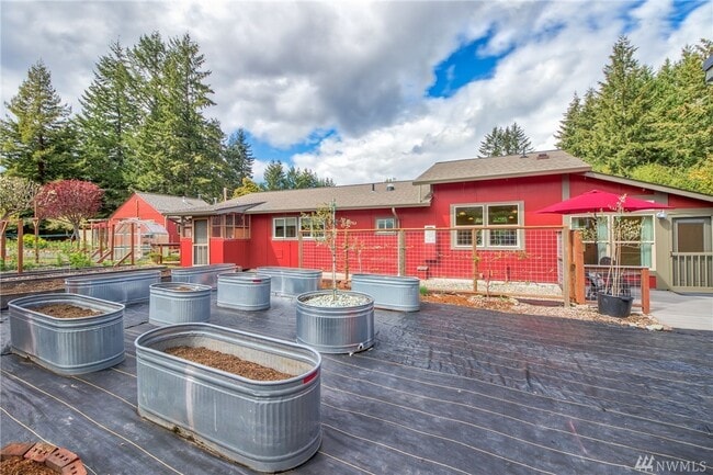 Foto del edificio - 719 Division St NW