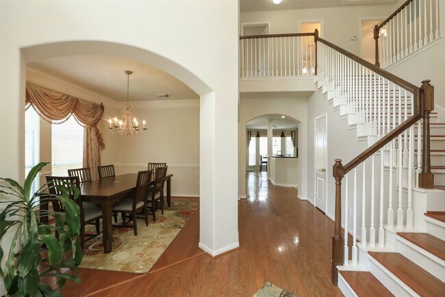 Foto del edificio - 6523 Trenton Lake Ln