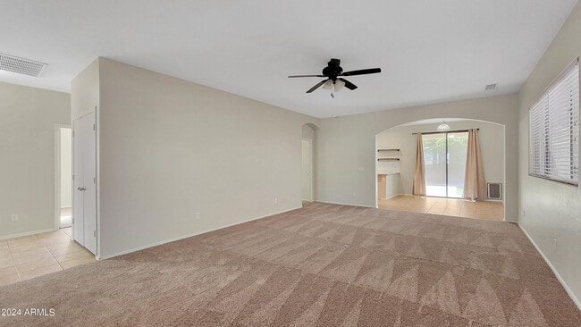 Foto del edificio - 18460 N 170th Ln