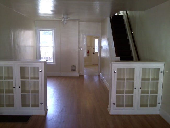 Photo - 220 W Spruce St Townhome