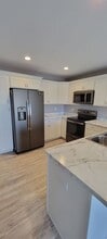 Building Photo - 823 Grindstone Cir