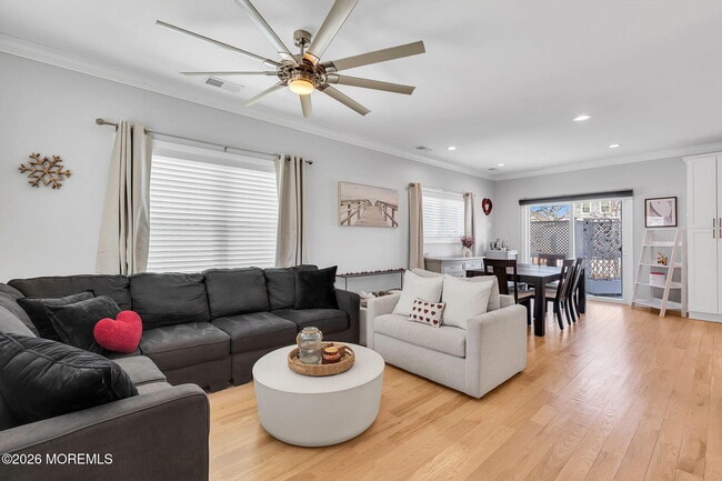 Foto del edificio - 12 4th St