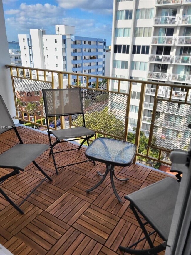 Foto del edificio - 1340 Lincoln Rd