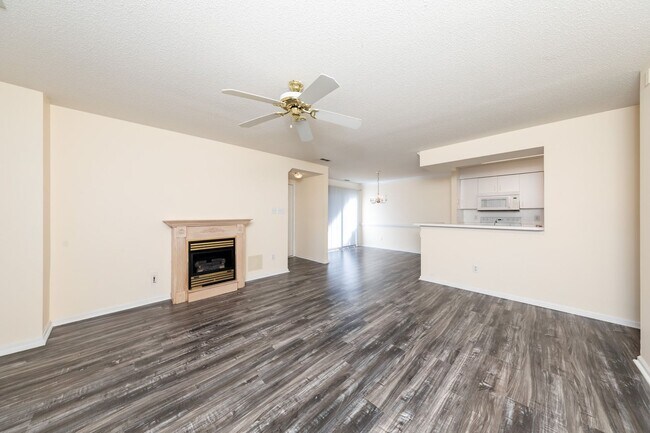 Foto del edificio - One level living!