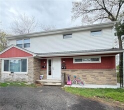 Building Photo - 75 Hobson Ave