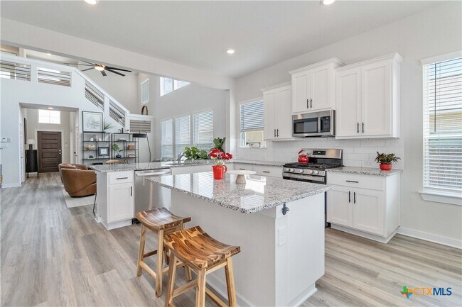 Foto del edificio - 1922 Esplanade Ave