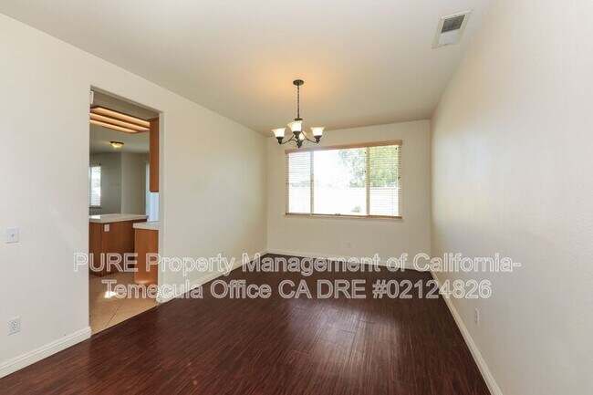 Foto del edificio - 35964 Camelot Cir