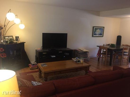 Building Photo - 3 br, 1.5 bath Townhome - 2670 Gross Point Rd