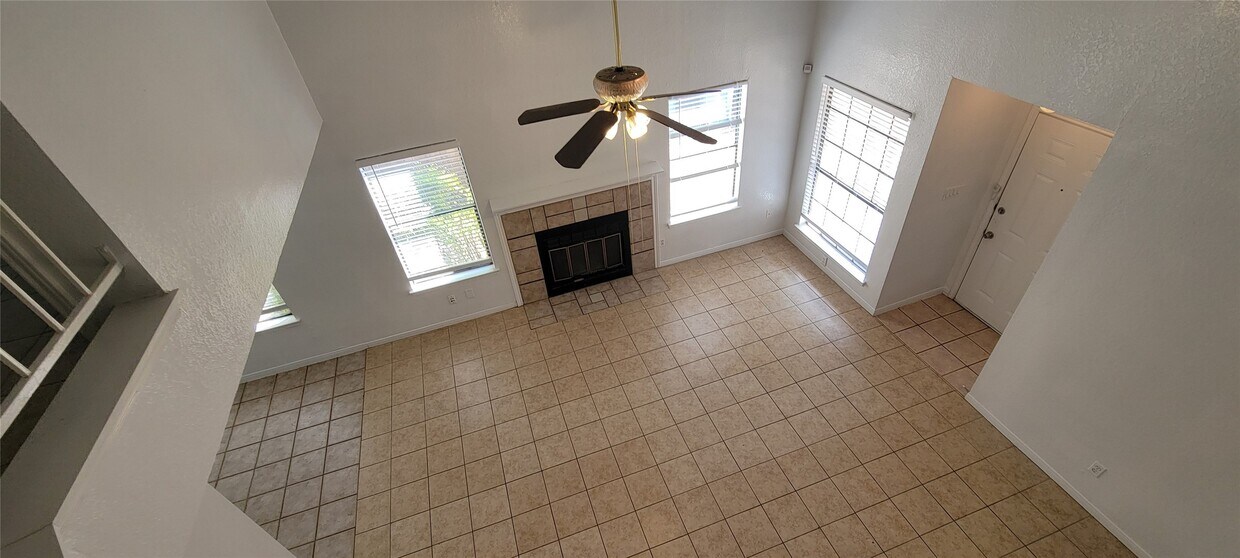 Foto principal - 14413 Tiffer Ln
