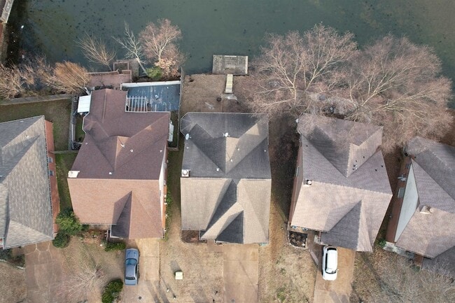 Foto del edificio - 2256 Lake Springs Ln