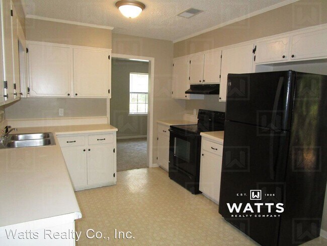 Building Photo - 3 br, 2 bath House - 608 Creekview Drive
