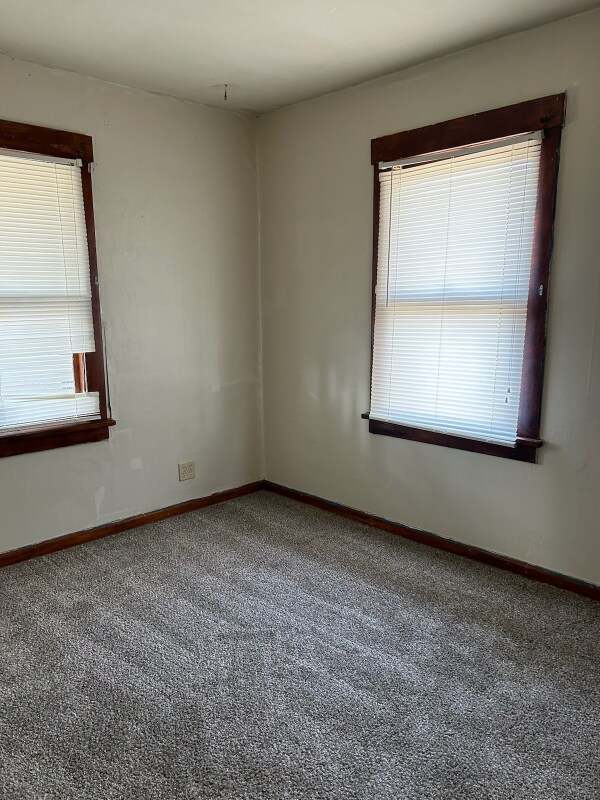 Foto del edificio - 1204 NW Harrison St