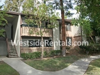 Primary Photo - 20702 El Toro Rd