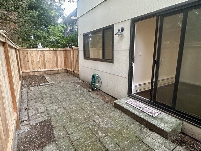 Foto del edificio - Sunset Plaza