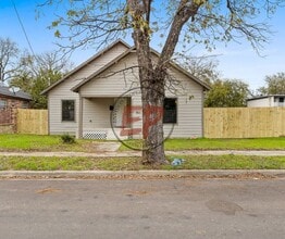 Building Photo - 507 Harbour Ave