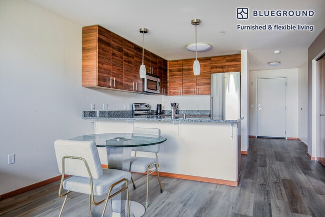 Foto del edificio - 4219 S Othello St