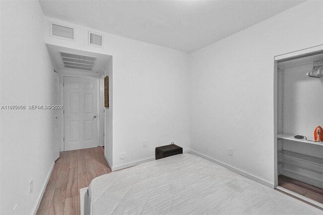 Building Photo - 1450 Meridian Ave