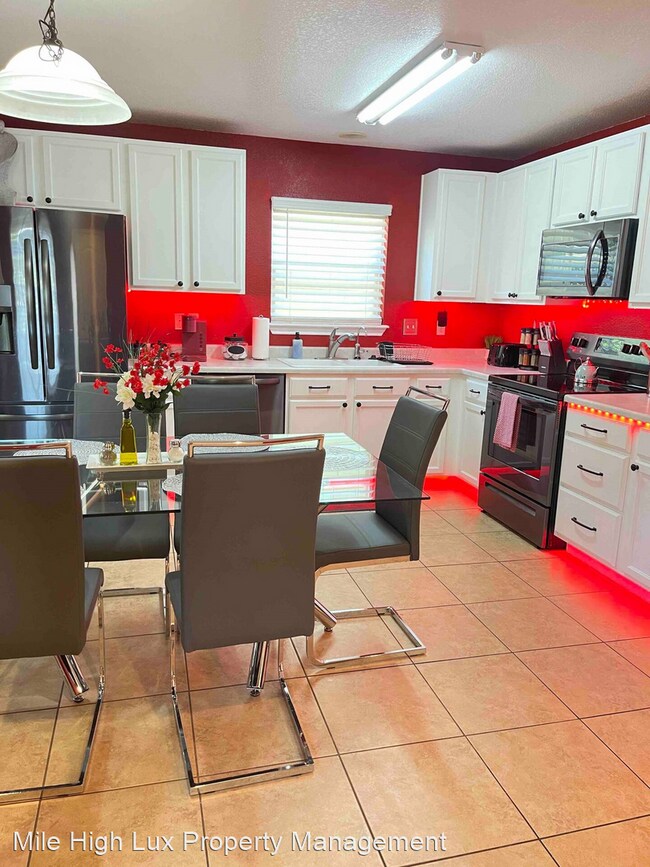 Foto del edificio - 3 br, 2 bath House - 9444 E 108th Pl