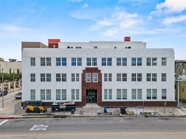 Building Photo - 2102 Mechanic St