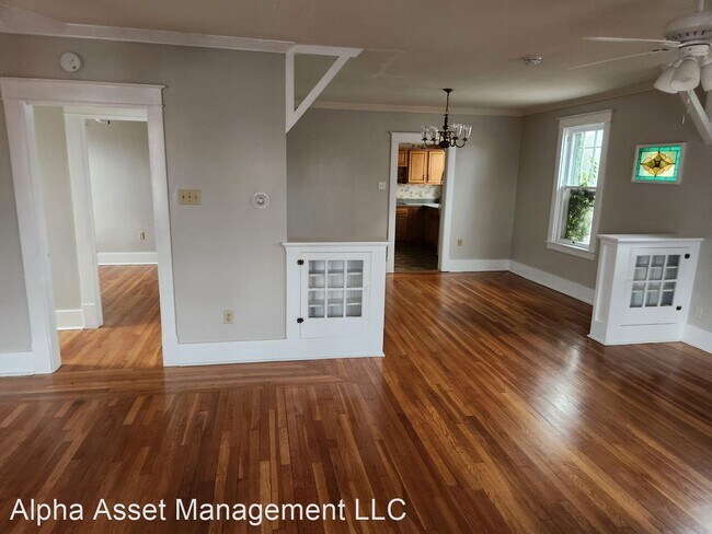 Foto del edificio - 3 br, 1 bath House - 232 Fourth St.