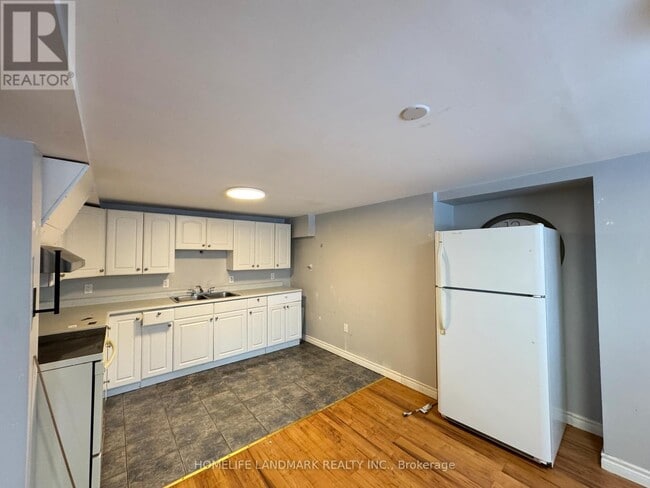 Building Photo - 22 Willow Fern Dr