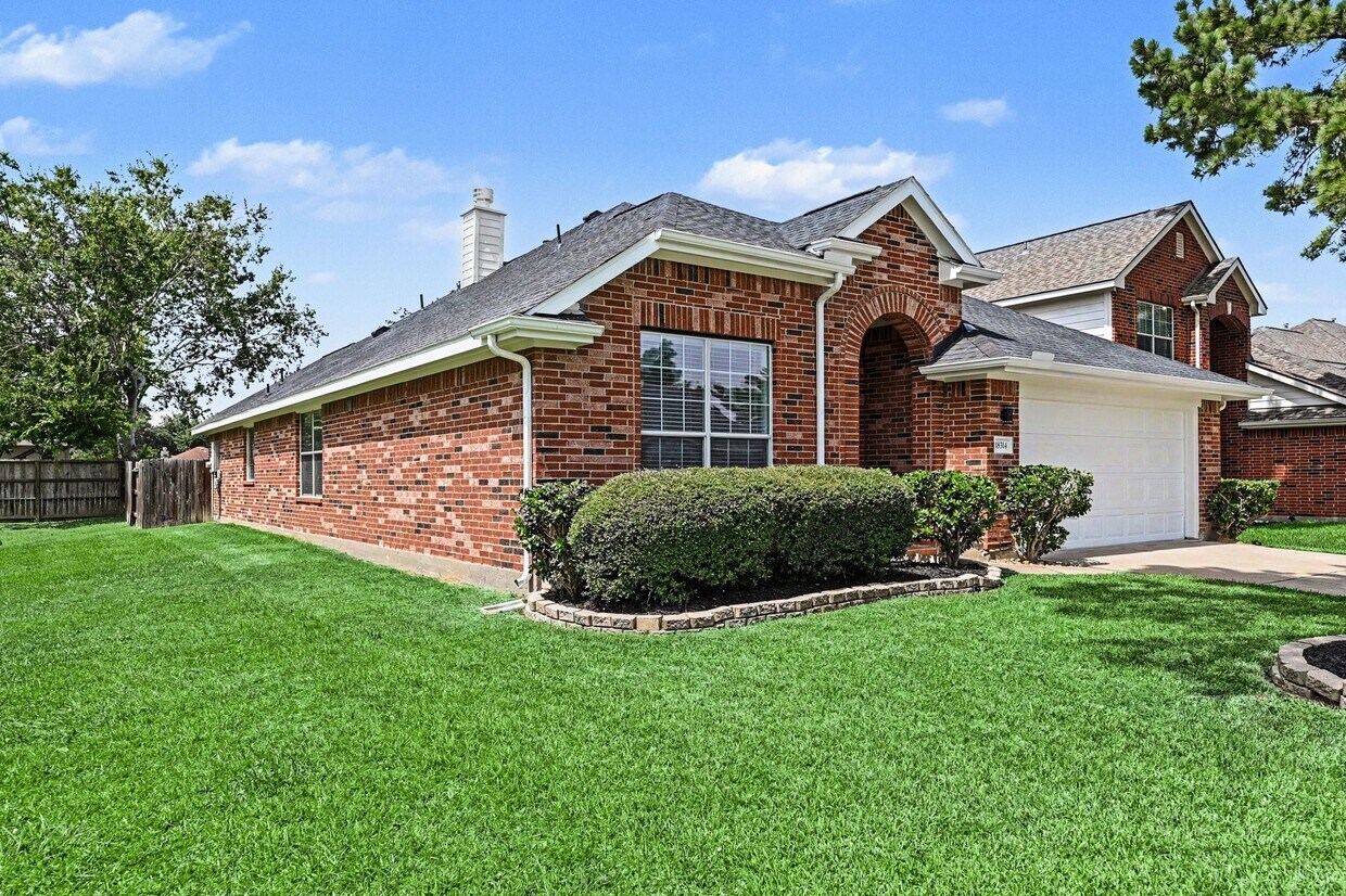 Foto del edificio - 18314 Manorcliff Ln