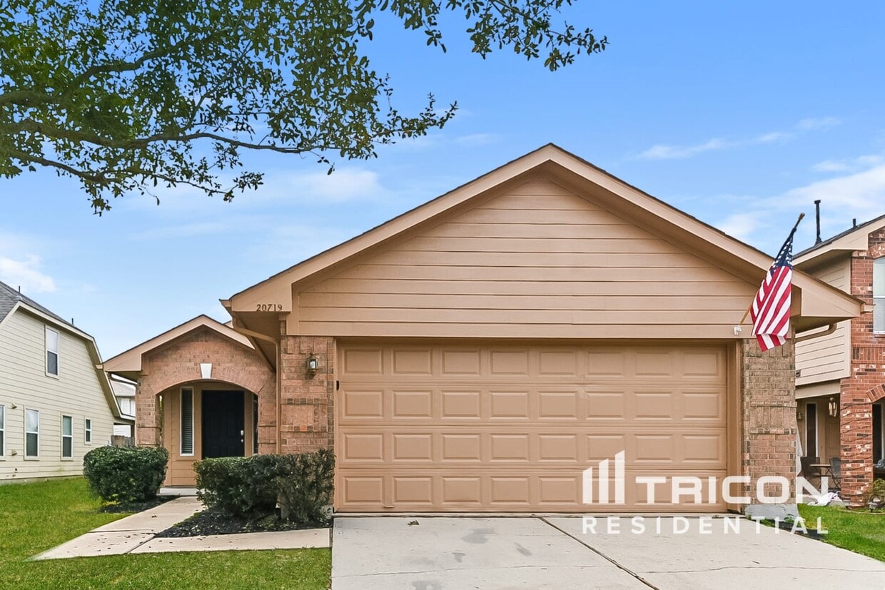 Primary Photo - 20719 Wheaton Creek Ct