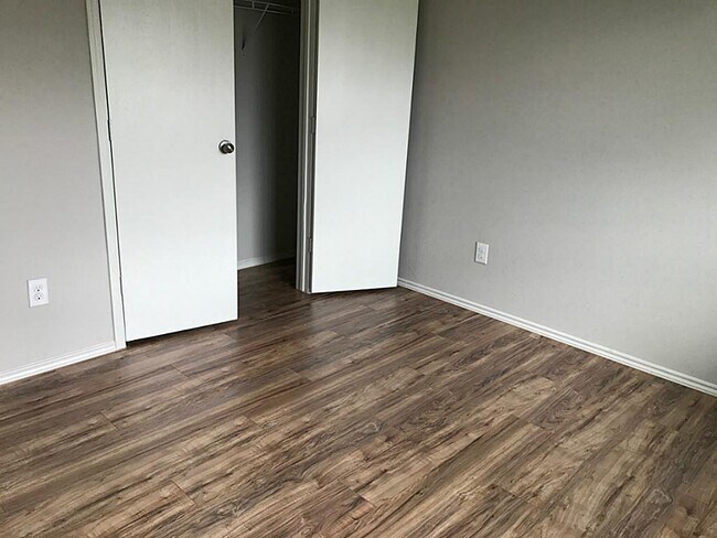 Foto del edificio - 12702 Claradeen Ct