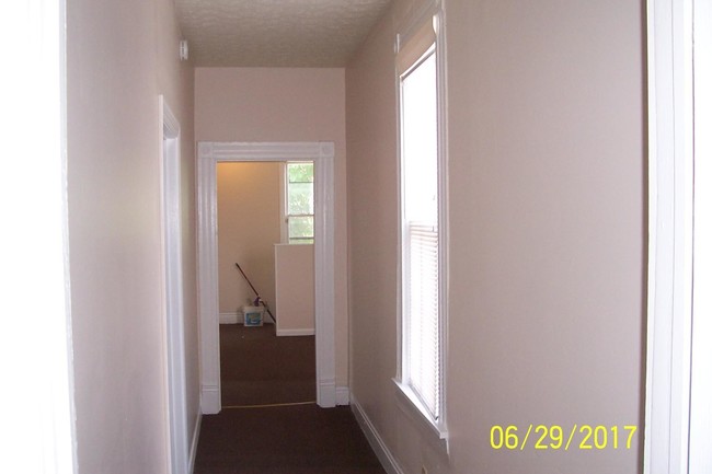 Building Photo - 1539 Garland Ave