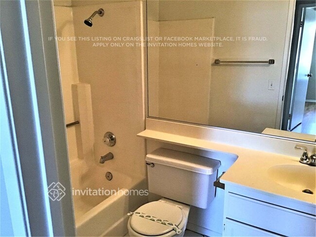 Building Photo - 2358 W College Ave