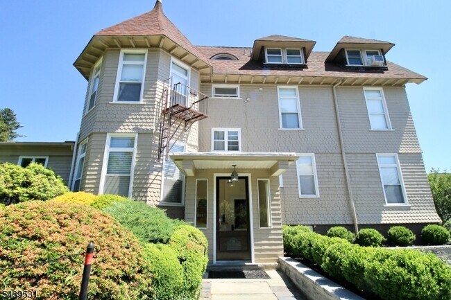 Foto del edificio - 39 N Mountain Ave